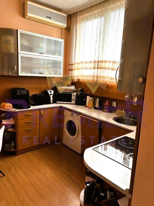 Продава 3-СТАЕН, гр. София, Илинден, снимка 4 - Апартаменти - 53149629