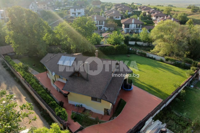 À vendre  Maison Sofia , Lozen , 645 m² | 35583970 - image [2]