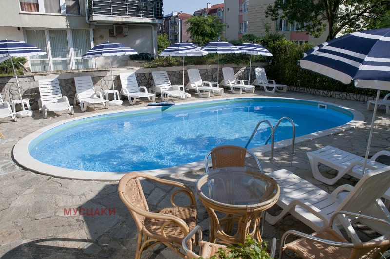 Продава ХОТЕЛ, с. Лозенец, област Бургас, снимка 2 - Хотели - 52971355