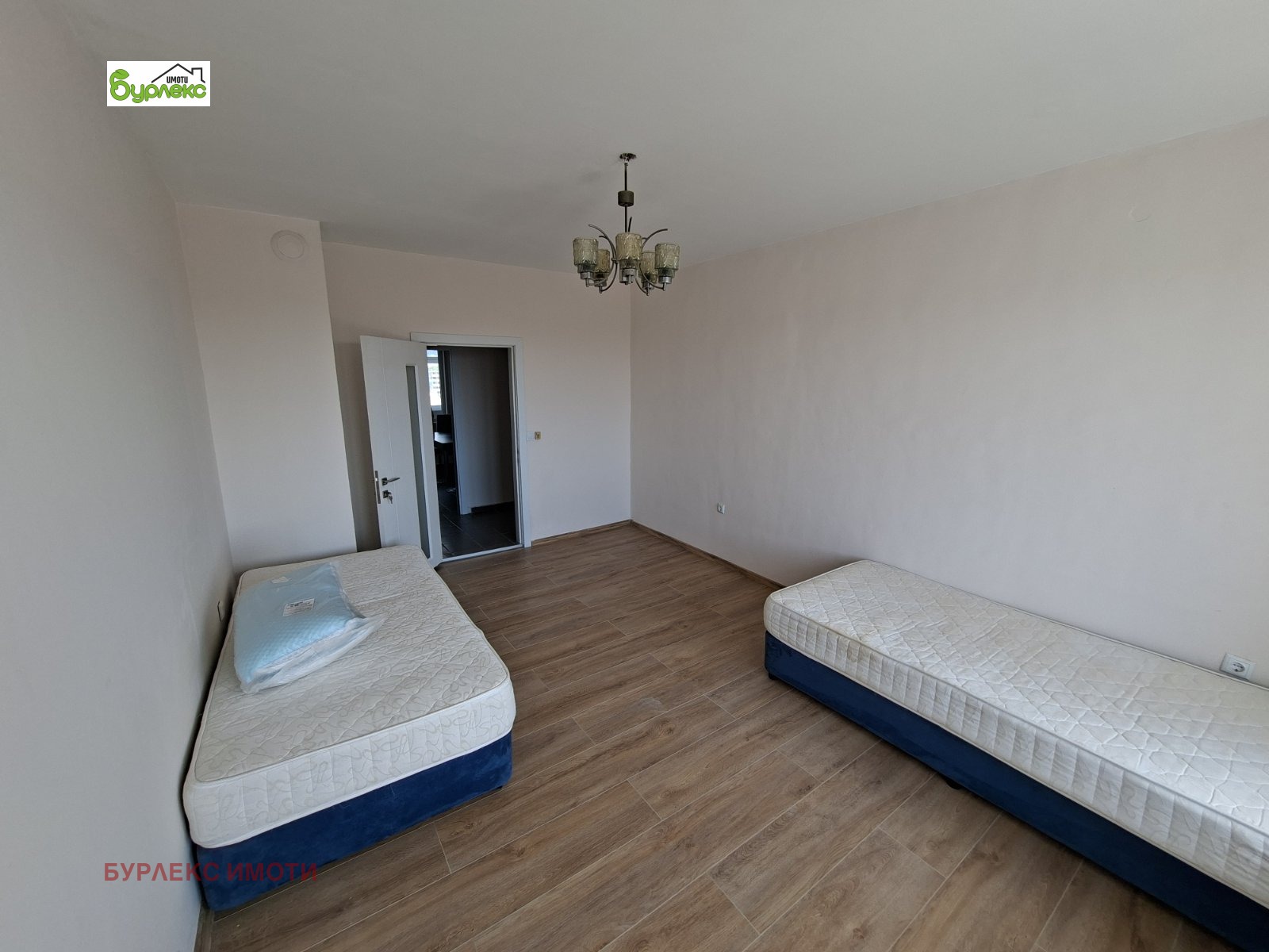 Продава 4-СТАЕН, гр. Варна, Център, снимка 14 - Апартаменти - 56077456