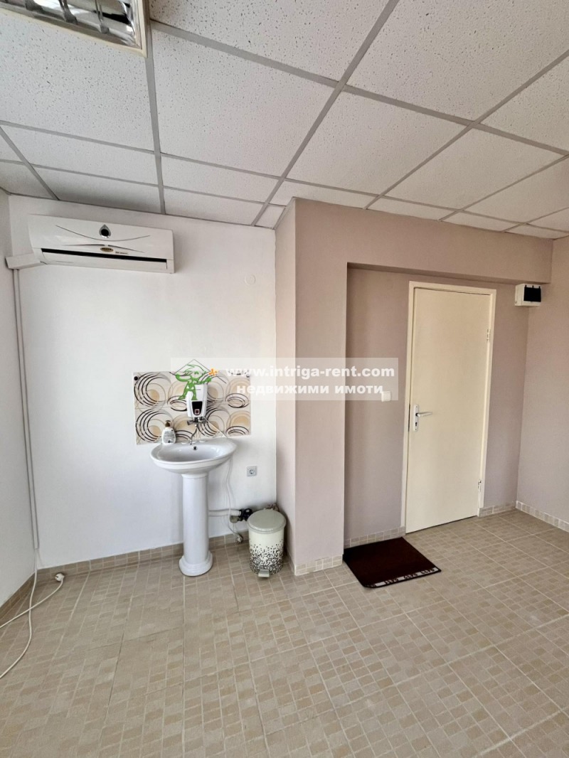 Eladó  Hivatal Haskovo , Centar , 30 négyzetméter | 40260099 - kép [3]