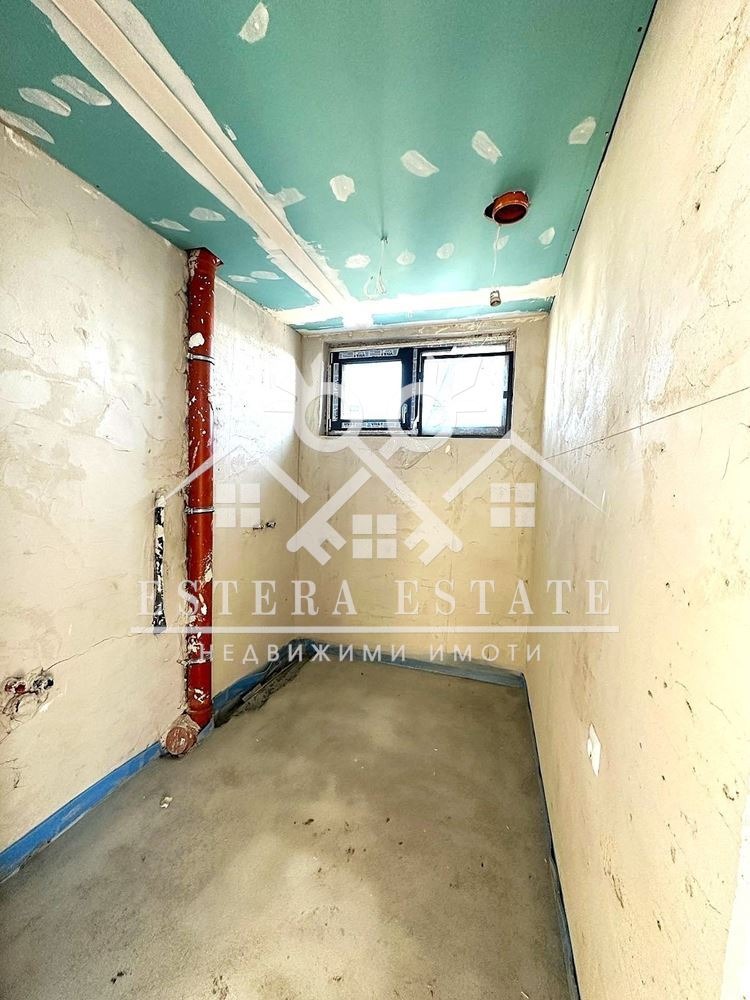 Продава КЪЩА, гр. Шумен, 2-ри корпус, снимка 8 - Къщи - 53442457