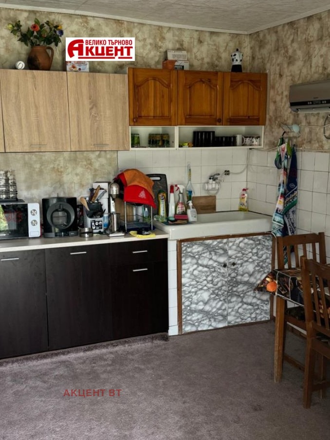 Продава КЪЩА, с. Ново село, област Велико Търново, снимка 2 - Къщи - 54867208