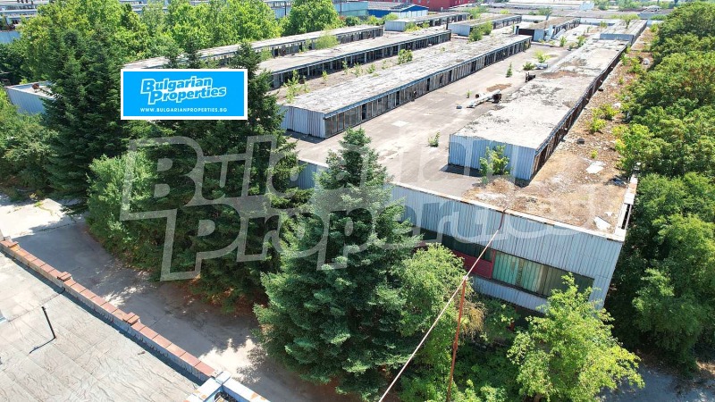 Продава ПРОМ. ПОМЕЩЕНИЕ, град Добрич, Промишлена зона - Север • 1356800 € / 2653670.14 лв. • 67758615 1