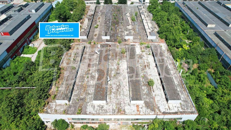 Продава ПРОМ. ПОМЕЩЕНИЕ, гр. Добрич, Промишлена зона - Север, снимка 3 - Производствени сгради - 52487069