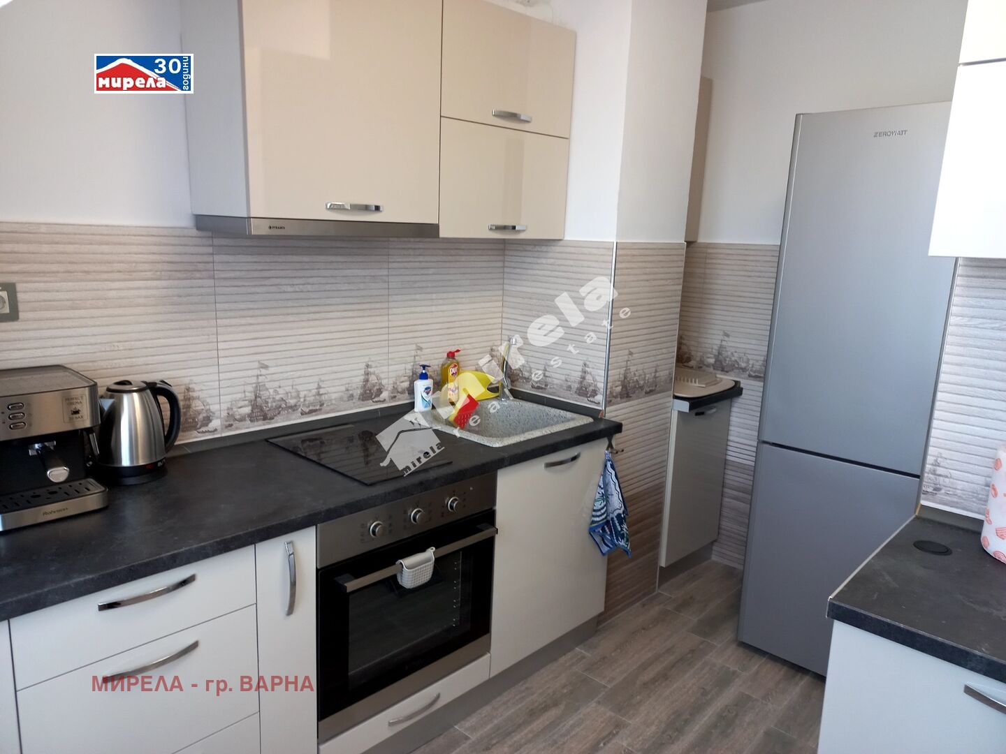 Продава 3-СТАЕН, гр. Варна, Лятно кино Тракия, снимка 2 - Апартаменти - 52493683
