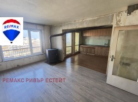 3-стаен град Русе, Дружба 3 1