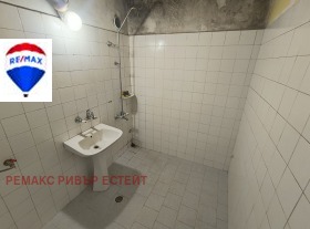 2 bedroom Druzhba 3, Ruse 11