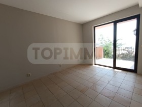 3 sovrum Topola, region Dobrich 8