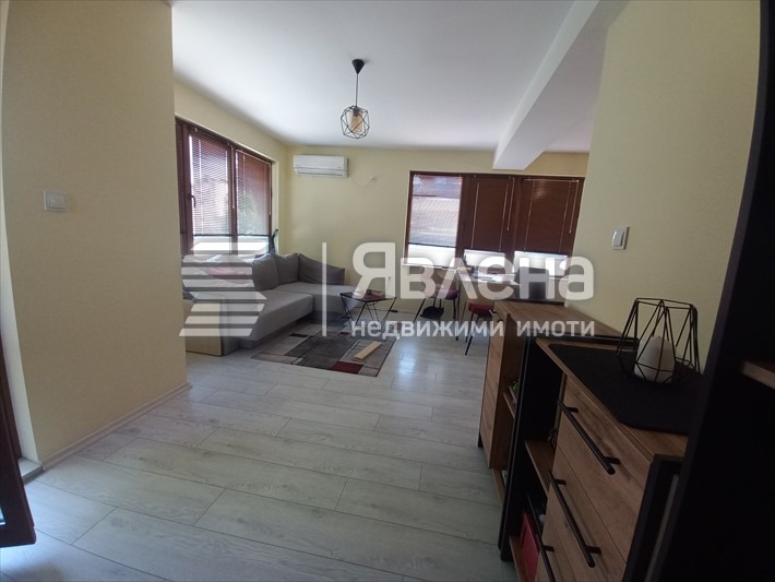 Продава 2-СТАЕН, гр. Пловдив, Кючук Париж, снимка 3 - Апартаменти - 54529769