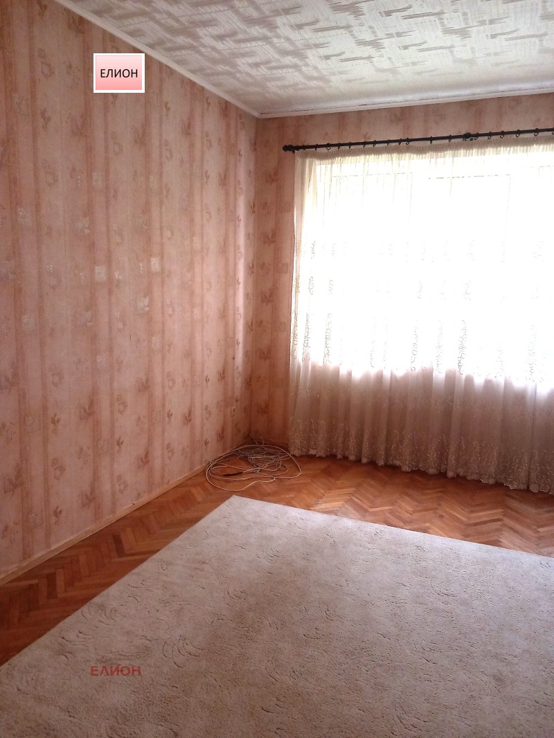 Te koop  2 slaapkamers Pernik , Iztok , 100 m² | 78788986 - afbeelding [7]