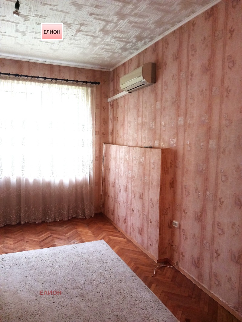 Te koop  2 slaapkamers Pernik , Iztok , 100 m² | 78788986 - afbeelding [8]