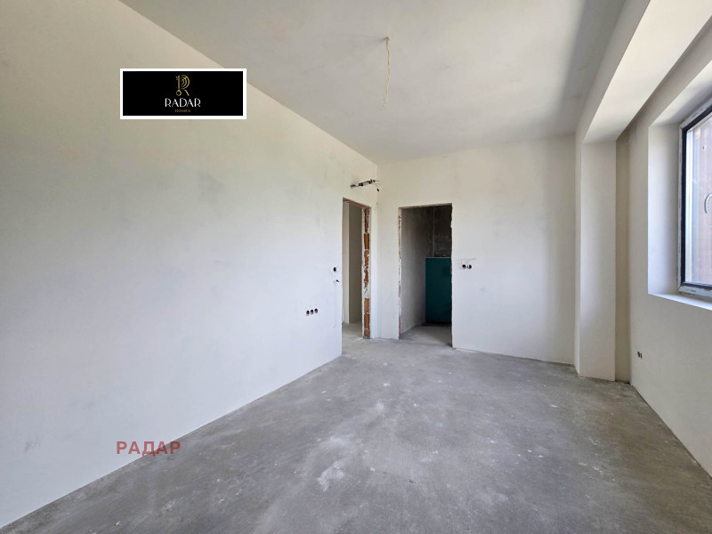Till salu  Hus Sofia , Pantjarevo , 209 kvm | 26423342 - bild [7]