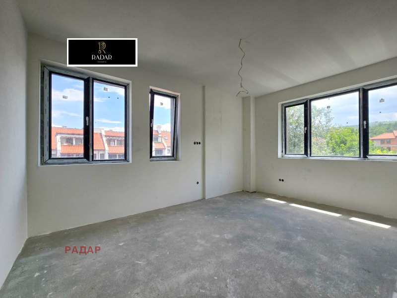 Till salu  Hus Sofia , Pantjarevo , 209 kvm | 26423342 - bild [8]