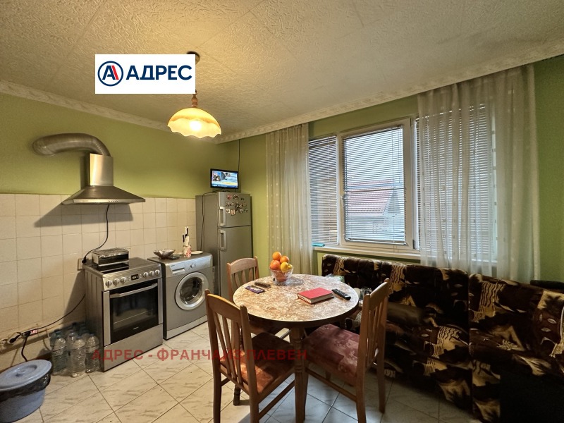 Продава КЪЩА, гр. Плевен, Сторгозия, снимка 11 - Къщи - 53031318