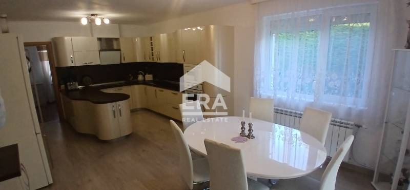 Продава КЪЩА, гр. Балчик, област Добрич, снимка 7 - Къщи - 53232415