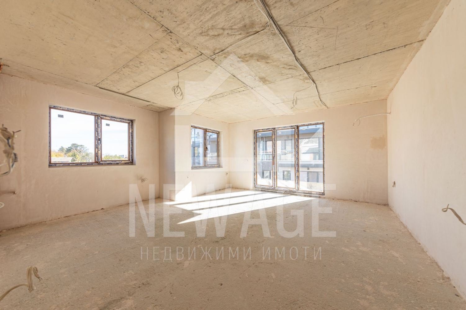 Продава 3-СТАЕН, гр. Варна, Изгрев, снимка 2 - Апартаменти - 54253831