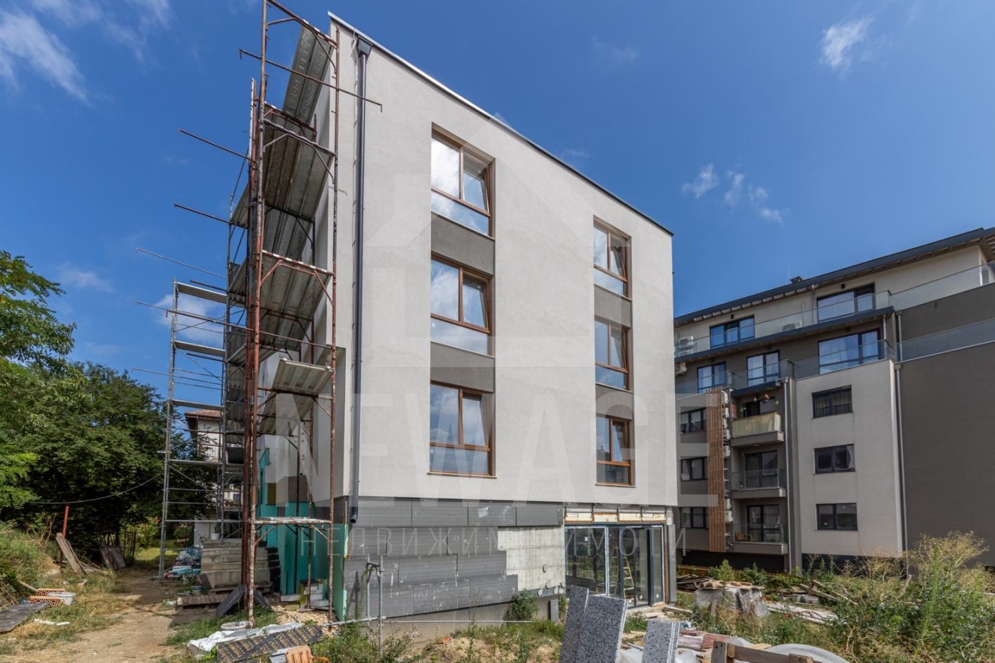 Продава 3-СТАЕН, гр. Варна, Изгрев, снимка 2 - Апартаменти - 54253831