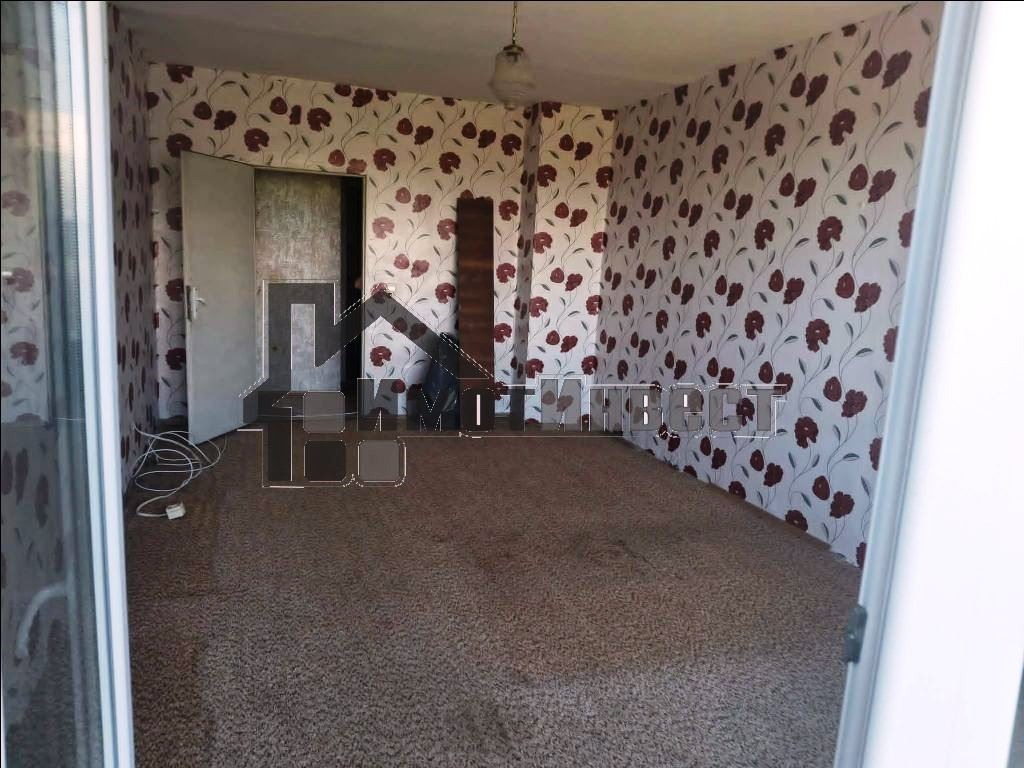 Продава 3-СТАЕН, гр. Ямбол, Георги Бенковски, снимка 2 - Апартаменти - 54710905