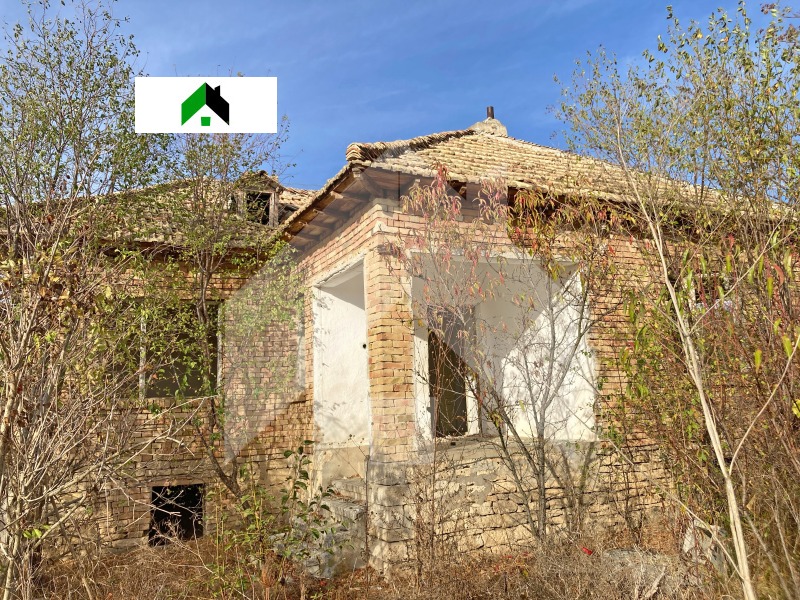 Продава КЪЩА в област Шумен, гр. Нови пазар - 80 кв.м / 6 000 € » 11 734.98 лв., ДИМИТРОВ ИМОТИ