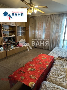 Продажба на четеристайни апартаменти в област Пловдив - изображение 1 
