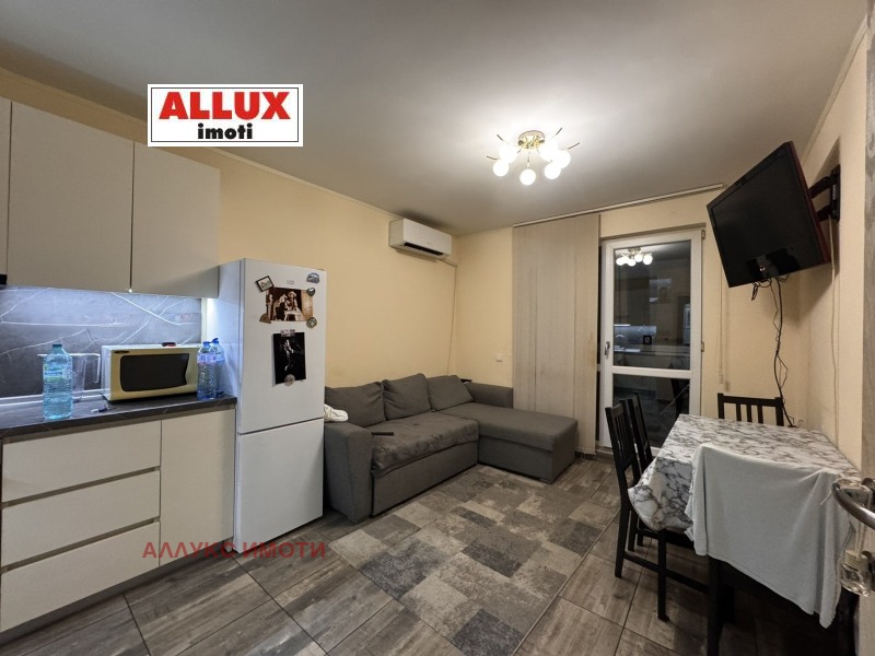 Продава 2-СТАЕН, гр. Русе, Родина 1