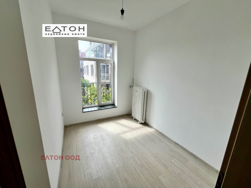 Te koop  2 slaapkamers Sofia , Tsentar , 140 m² | 83699567 - afbeelding [13]