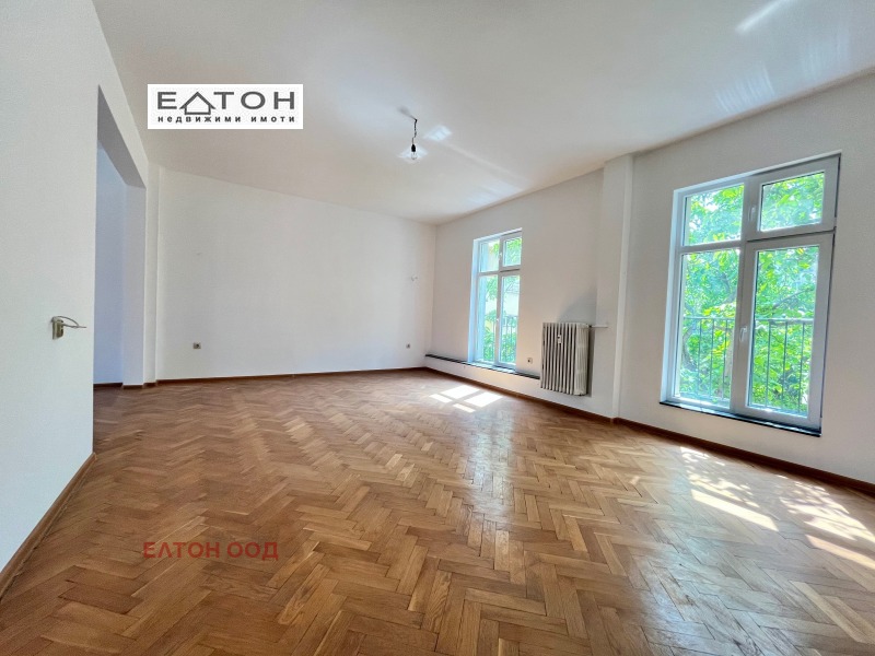 Na sprzedaż  2 sypialnie Sofia , Centar , 140 mkw | 83699567