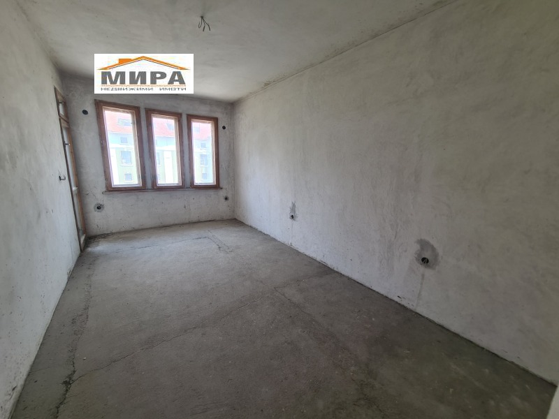 Продава  Многостаен град Хасково , Дружба 1 , 116 кв.м | 86730135 - изображение [12]