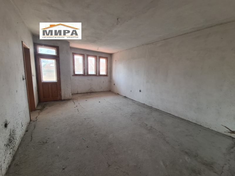 Продава  Многостаен град Хасково , Дружба 1 , 116 кв.м | 86730135 - изображение [17]