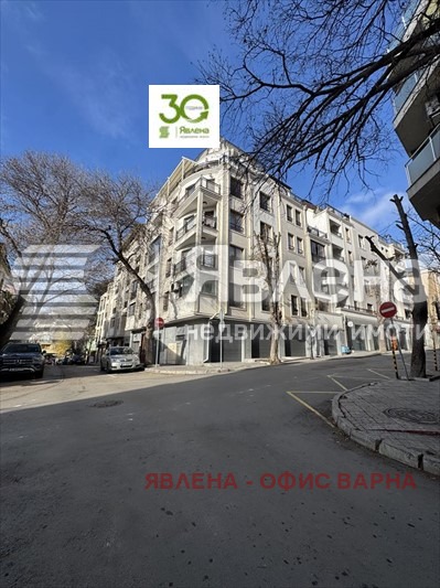 En venta  Oficina Varna , Tsentar , 91 metros cuadrados | 26869534