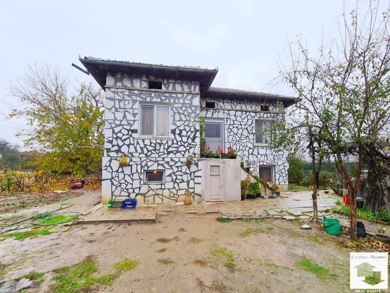 Продава КЪЩА, с. Стамболово, област Велико Търново, снимка 1 - Къщи - 38780064