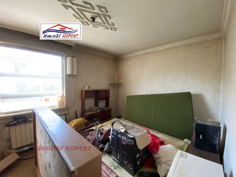 Продава КЪЩА, гр. София, Горубляне, снимка 2 - Къщи - 46730611