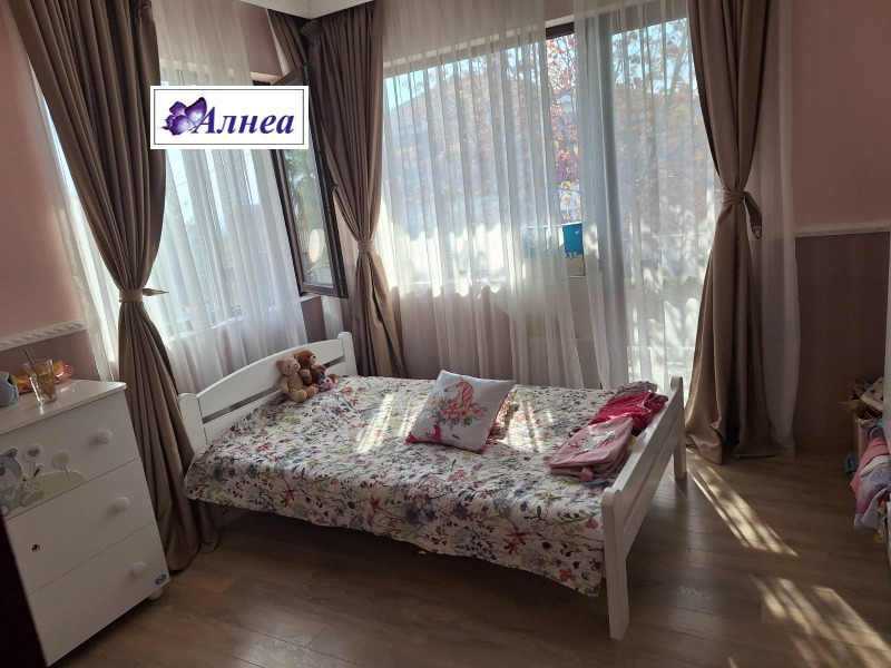 Zu verkaufen  Haus region Plowdiw , Belashtiza , 315 qm | 47993313 - Bild [2]