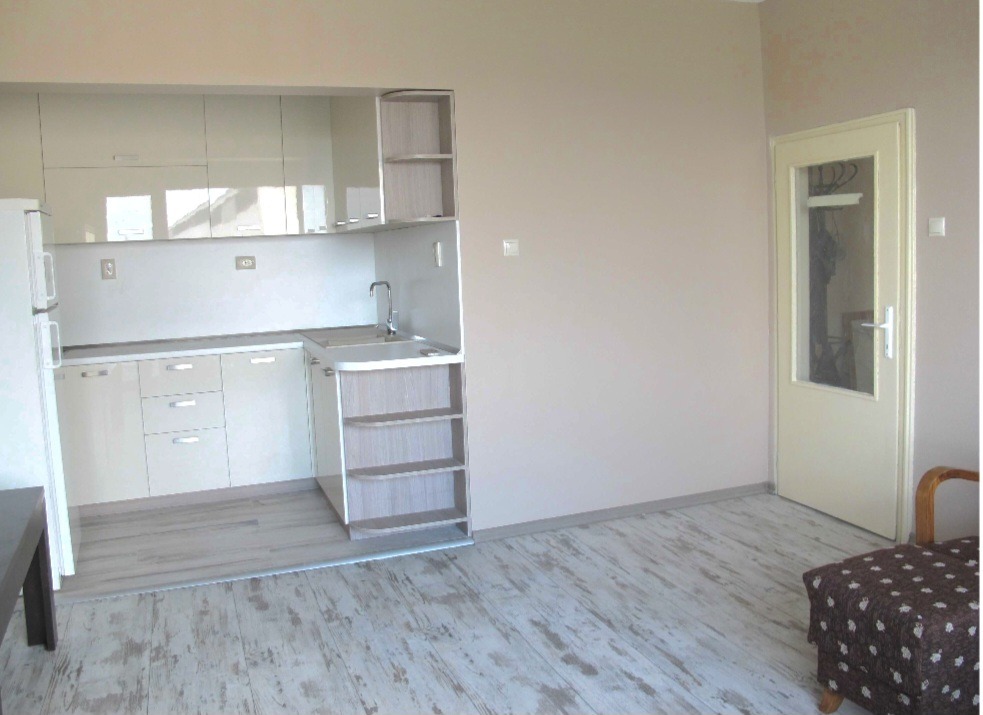 Продава 3-СТАЕН, гр. Пловдив, Кючук Париж, снимка 2 - Апартаменти - 52690936