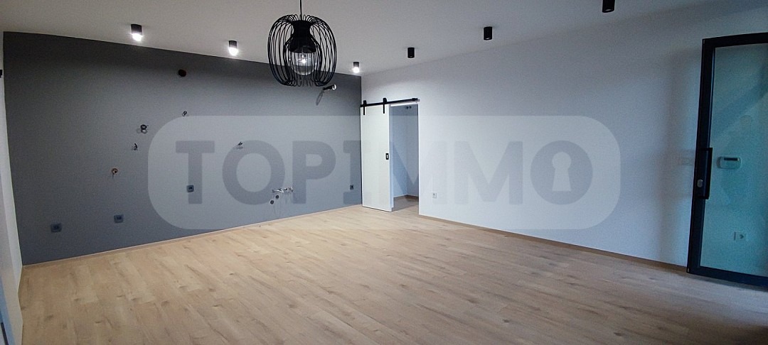 Продава КЪЩА, с. Оброчище, област Добрич, снимка 7 - Къщи - 54213425