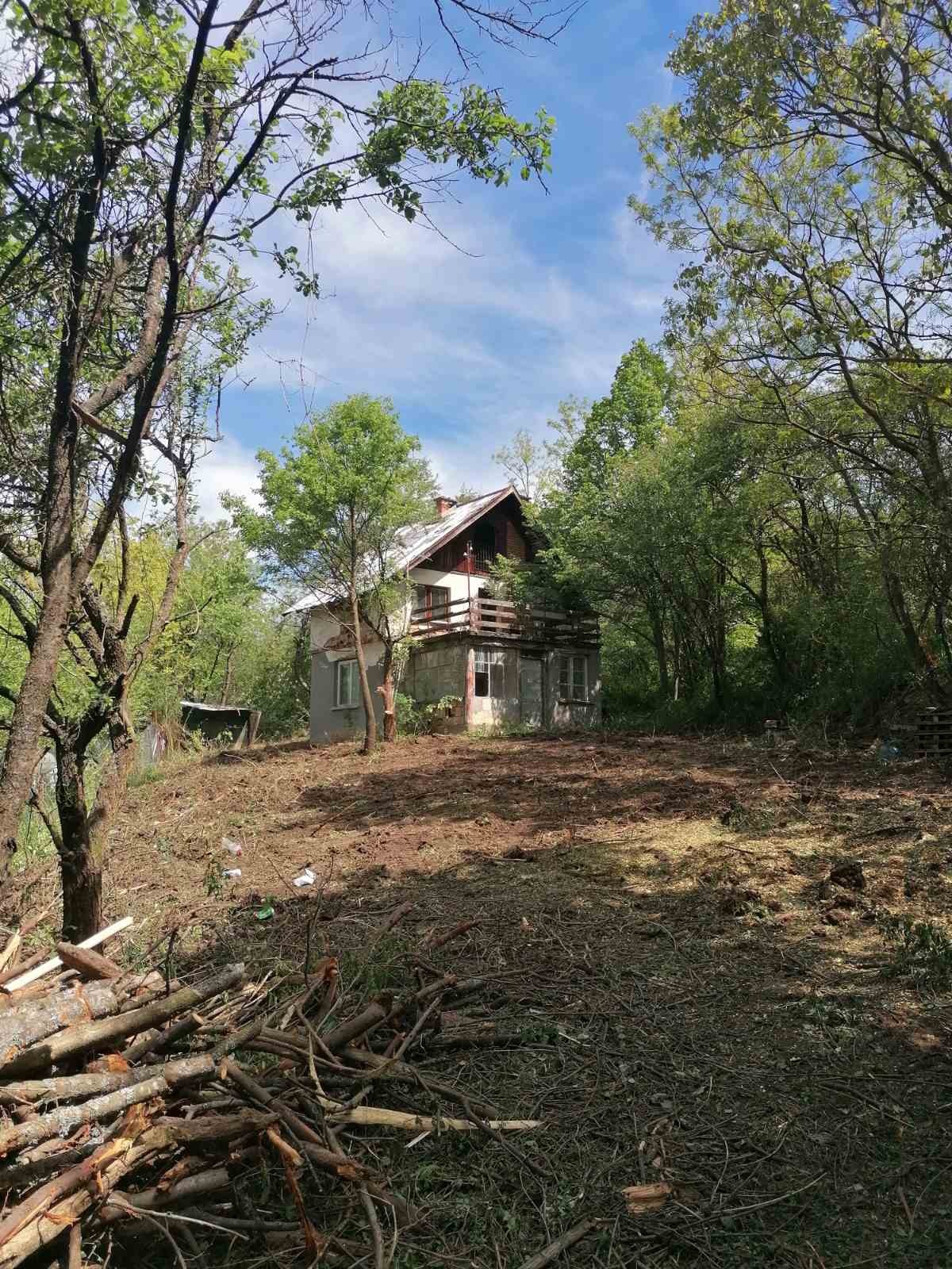 Продава ВИЛА, с. Нови хан, област София област