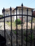 Продава КЪЩА, област Добрич, гр. Генерал Тошево • 55000 € / 107570.65 лв. • 94926440 5