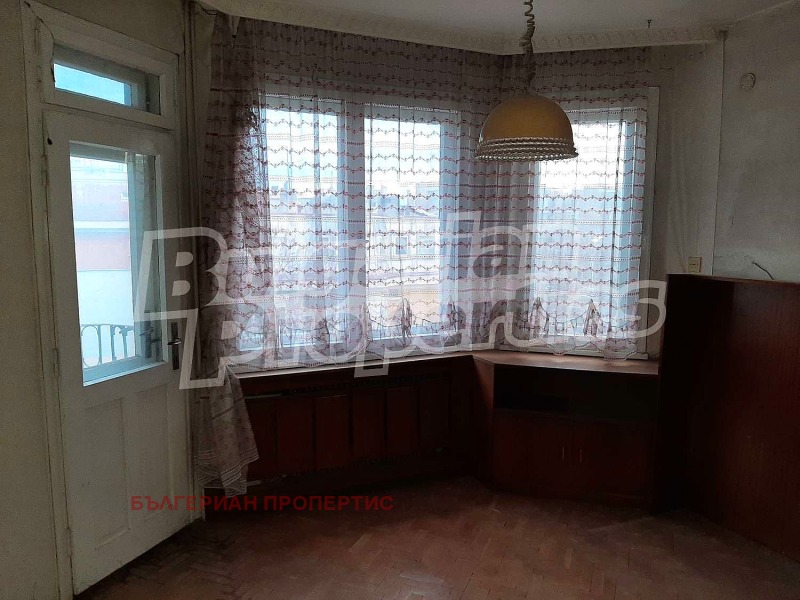 Продава МНОГОСТАЕН в град Велико Търново, Бузлуджа - 150 кв.м / 155 000 € » 303 153.65 лв., БЪЛГЕРИАН ПРОПЕРТИС