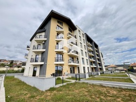 Продава 3-стаен град Варна Виница - [1] 
