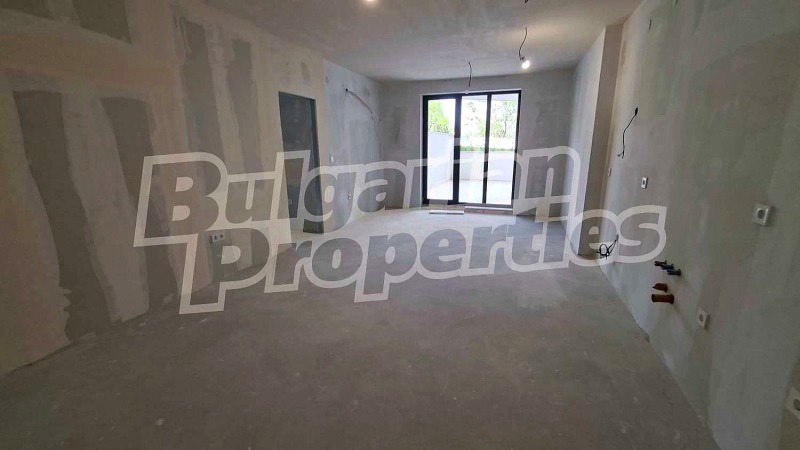 Продается  2 спальни Варна , м-т Ален мак , 213 кв.м | 62721982