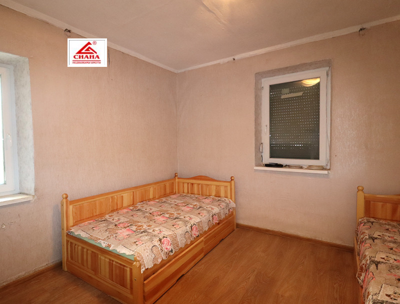 Продава ЕТАЖ ОТ КЪЩА, гр. Русе, Център, снимка 3 - Етаж от къща - 52534664