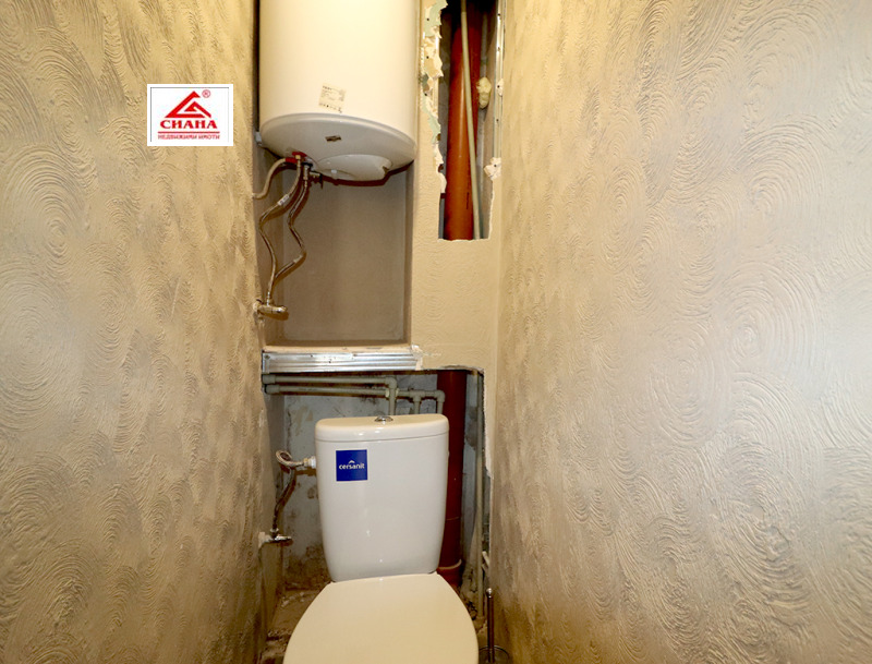 Продава ЕТАЖ ОТ КЪЩА, гр. Русе, Център, снимка 8 - Етаж от къща - 52534664