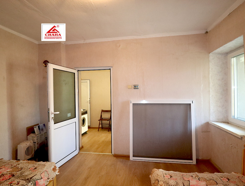 Продава ЕТАЖ ОТ КЪЩА, гр. Русе, Център, снимка 4 - Етаж от къща - 52534664