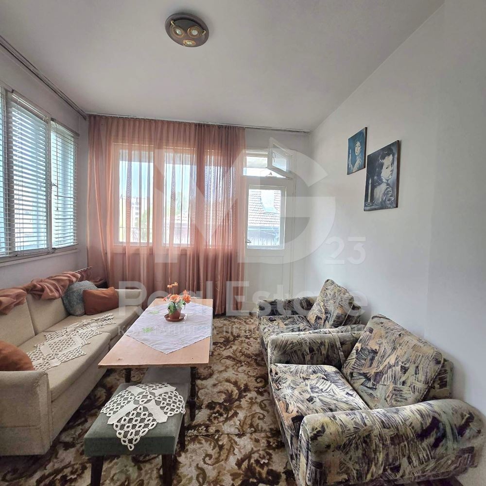 Продава ЕТАЖ ОТ КЪЩА, гр. Пловдив, Кючук Париж, снимка 4 - Етаж от къща - 54288788