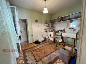 Продажба на имоти в Воеводски, град Хасково - изображение 7 