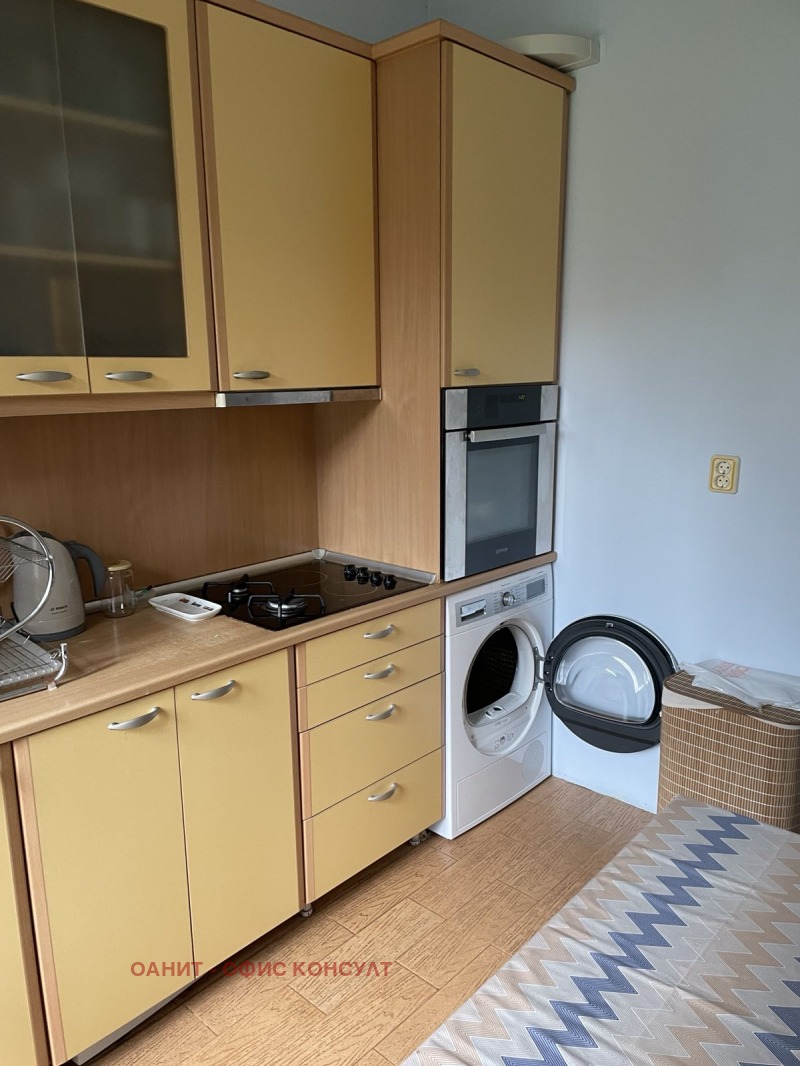 Продава 2-СТАЕН, град София, Център • 290000 € / 567190.70 лв. • 69142077 1