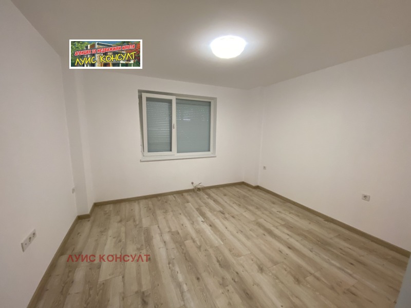 Te koop  2 slaapkamers Montana , Sjirok tsentar , 127 m² | 32346843 - afbeelding [3]