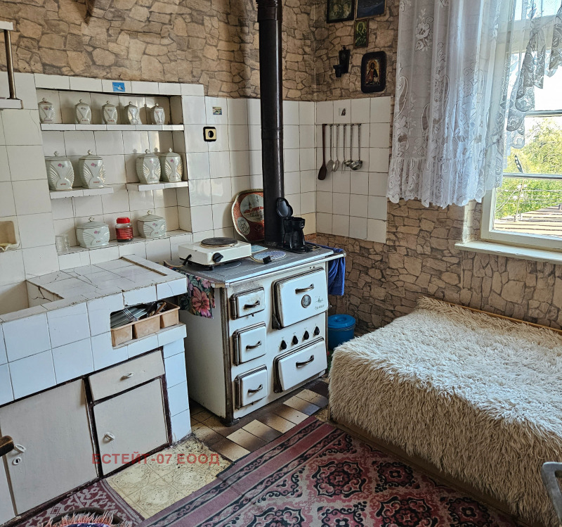 Προς πώληση  σπίτι περιοχή Plovdiv , Βενκοβσκη , 100 τ.μ | 47142752 - εικόνα [2]