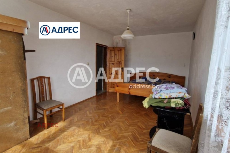 Продава КЪЩА, с. Долище, област Варна, снимка 7 - Къщи - 49003129